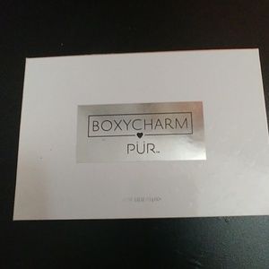 Boxycharm x Pur
